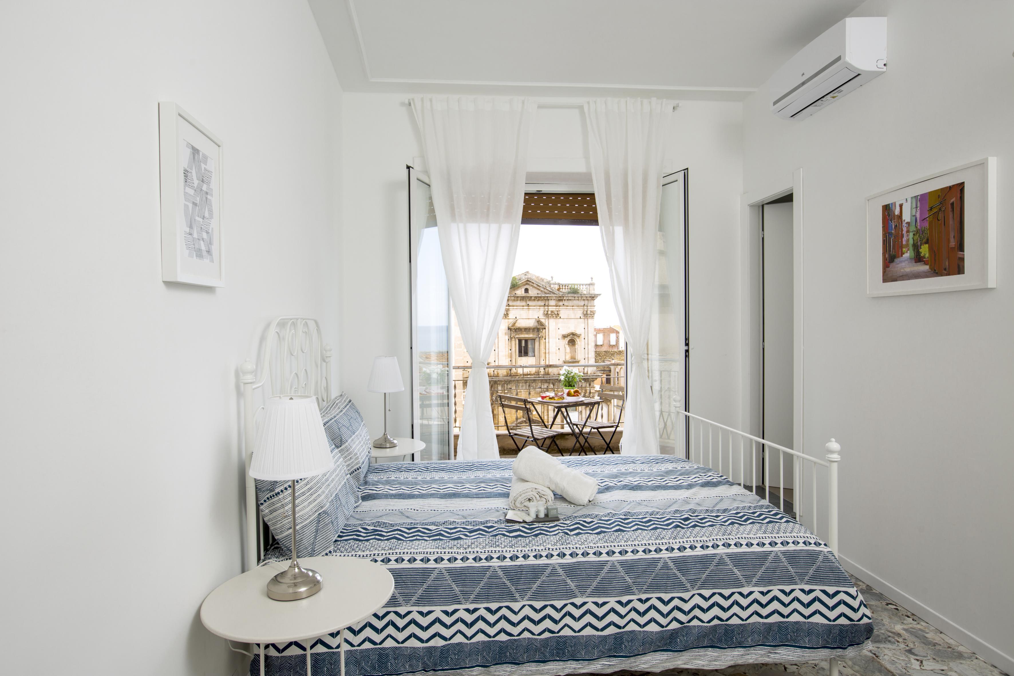 Bed and Breakfast Maison Ortigia Сиракузы Экстерьер фото